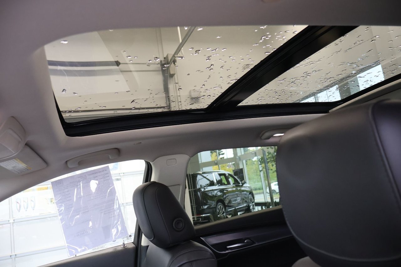 2018 Cadillac XT5 - Image 6