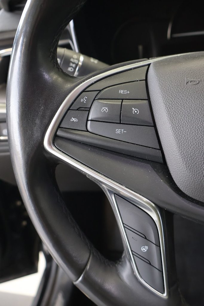 2018 Cadillac XT5 - Image 13