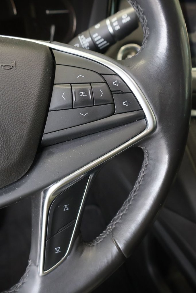2018 Cadillac XT5 - Image 14