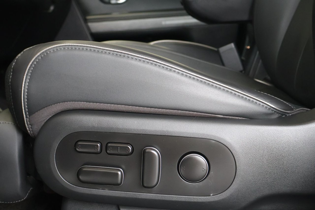 2024 Hyundai IONIQ 5 - Image 7