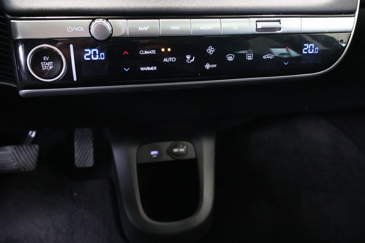 2024 Hyundai IONIQ 5 - Image 19