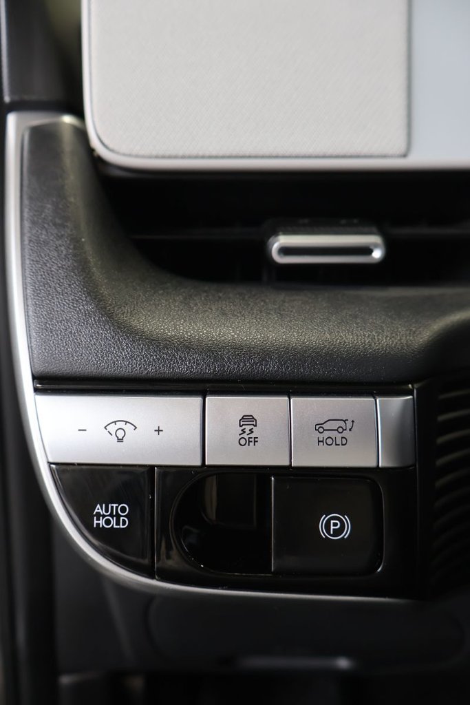 2024 Hyundai IONIQ 5 - Image 20