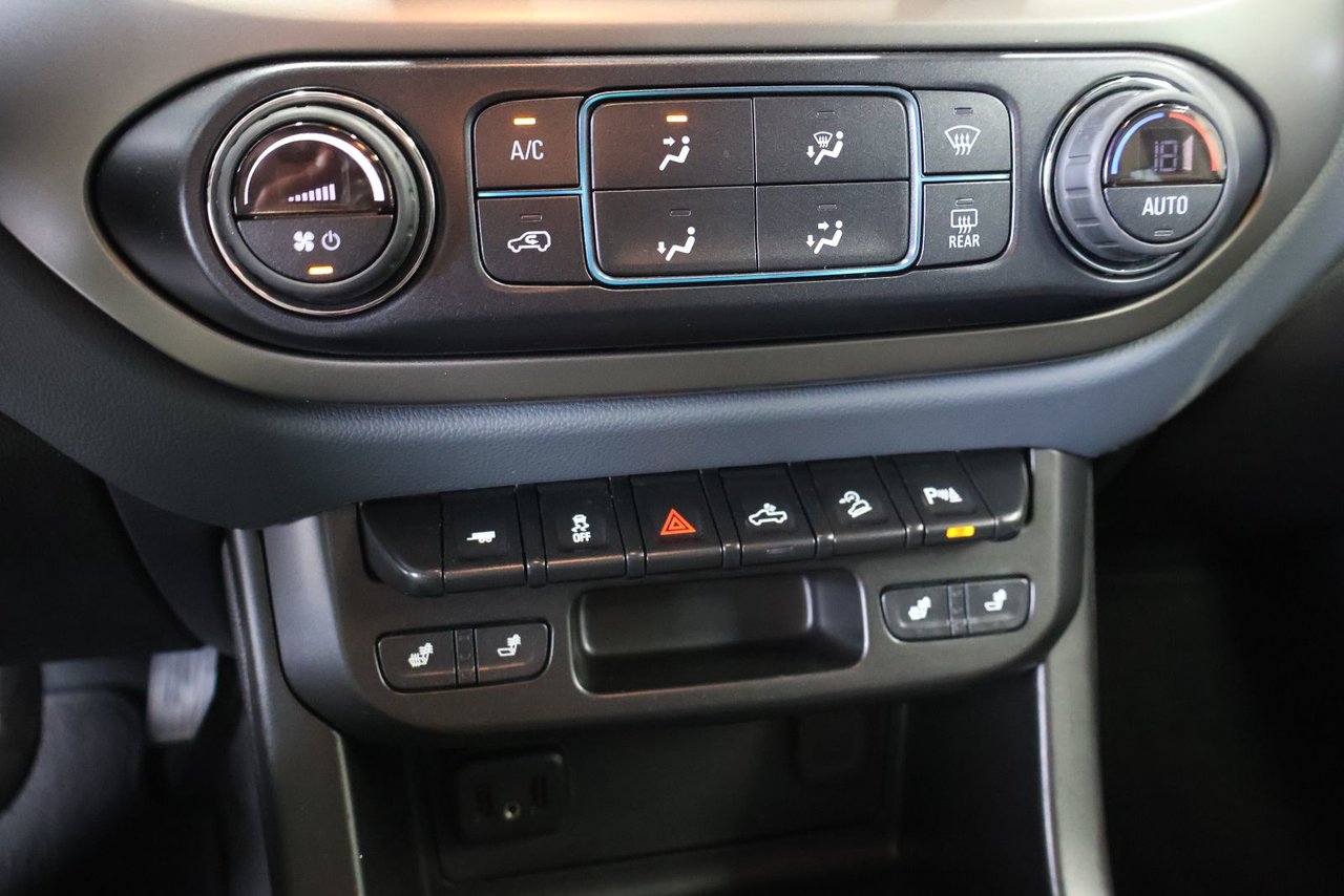 2021 Chevrolet Colorado - Image 13