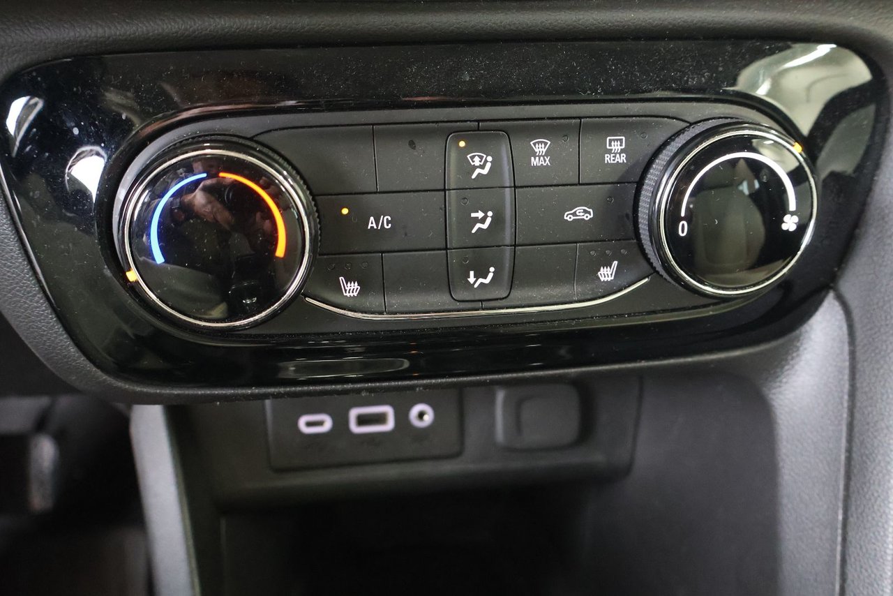 2020 Buick Encore GX - Image 15