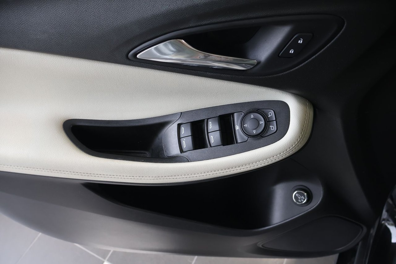 2020 Buick Encore GX - Image 19