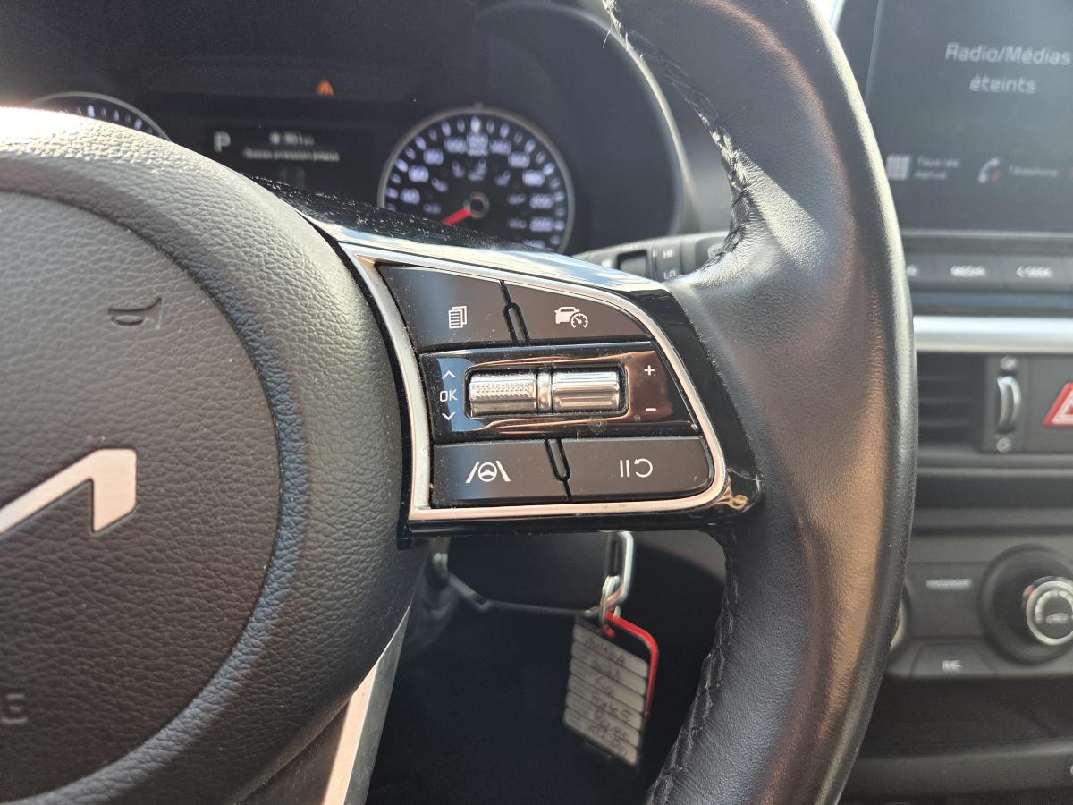 2023 Kia Forte5 - Image 8