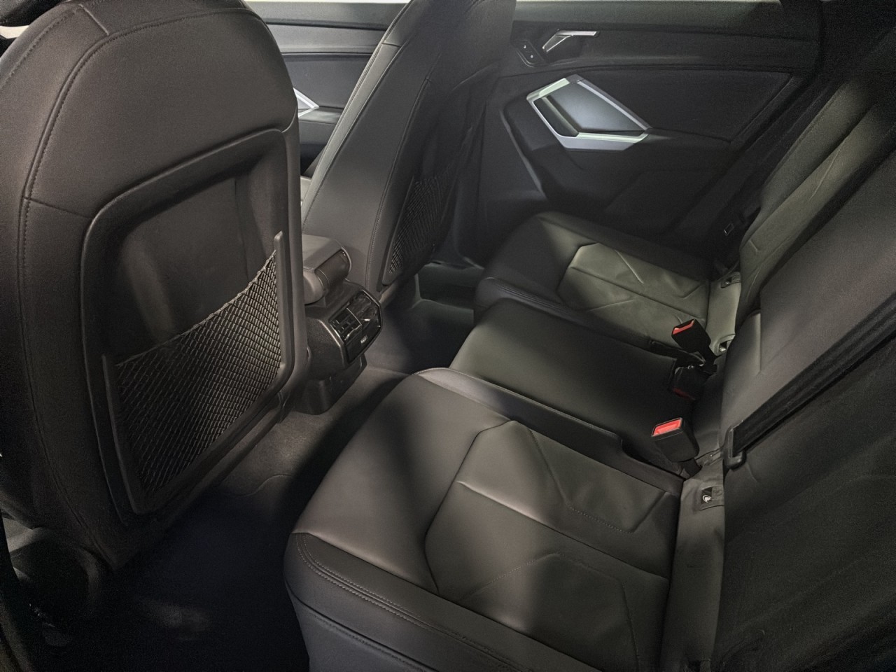 2024 Audi Q3 - Image 8