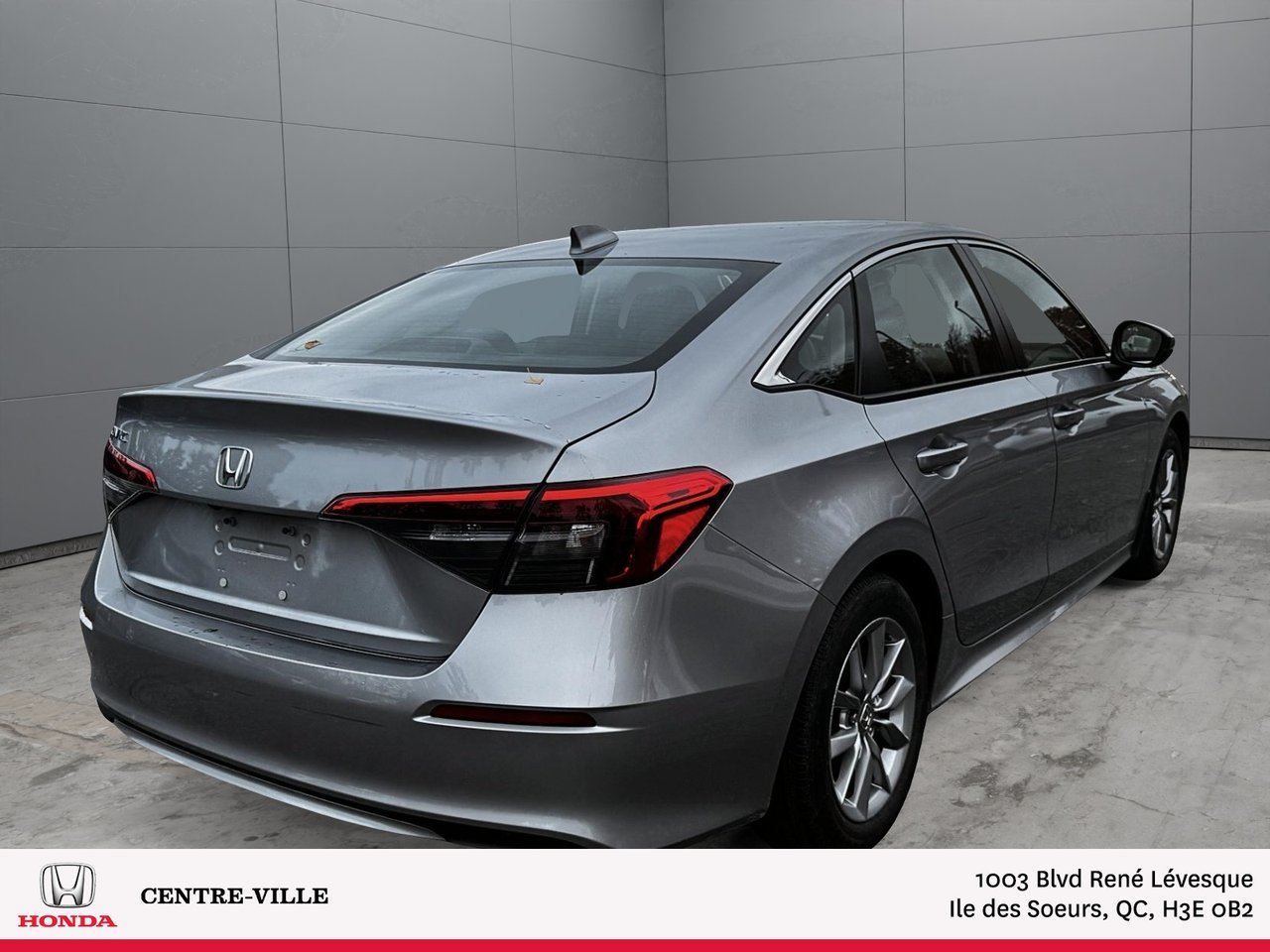 2022 Honda Civic Sedan - Image 3