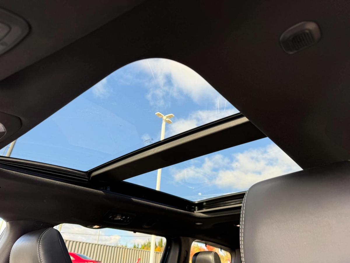 2025 Chrysler Pacifica - Image 27
