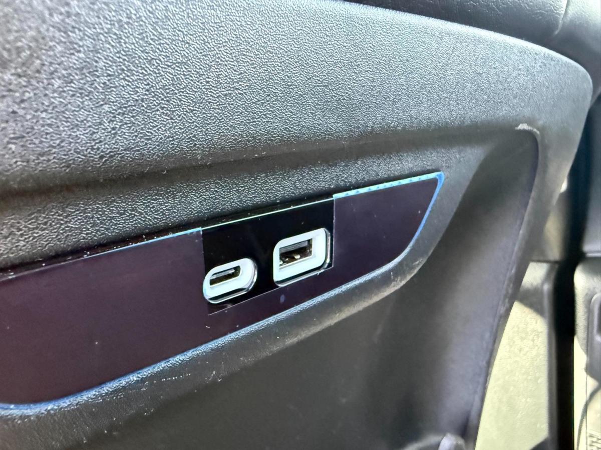 2025 Chrysler Pacifica - Image 29