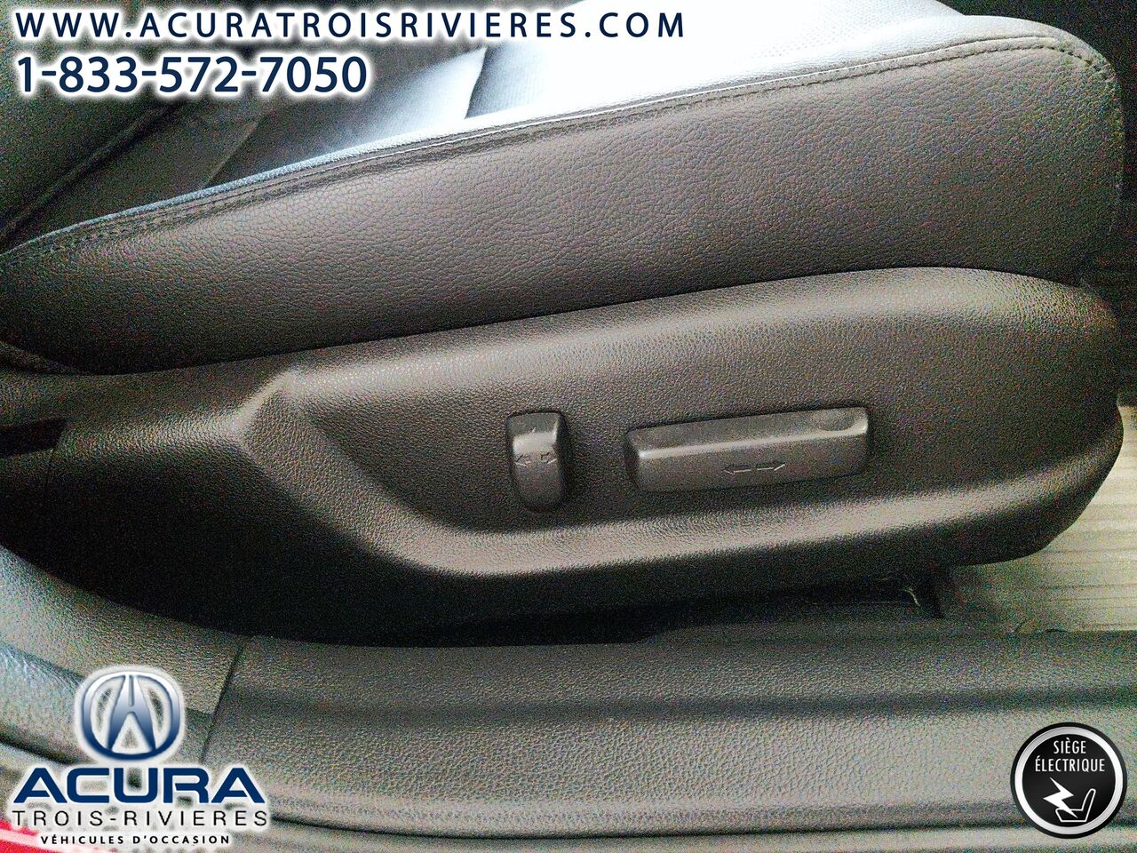 2017 Acura ILX PREMIUM - Image 18