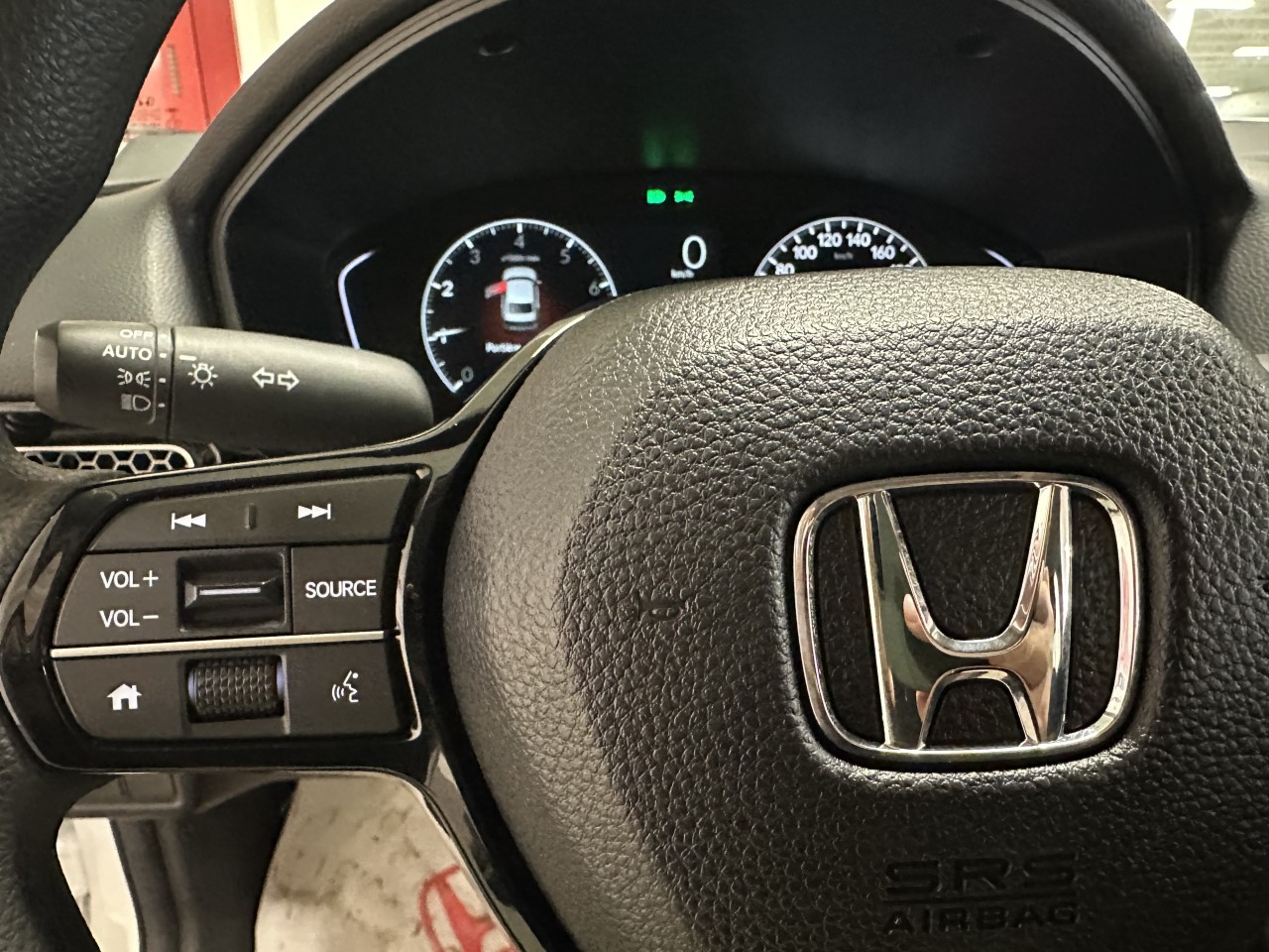 2025 Honda Civic - Image 15