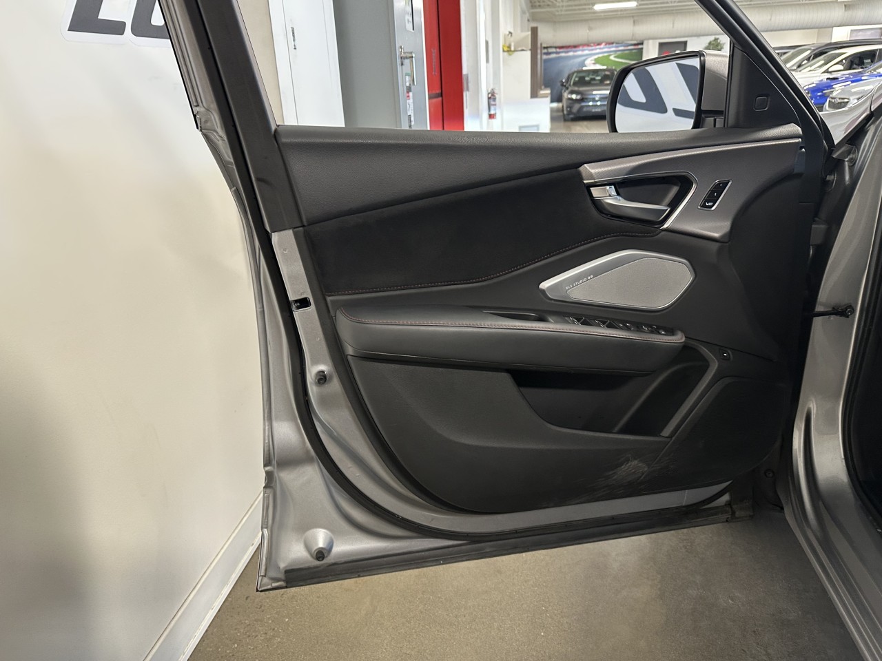 2022 Acura RDX - Image 13