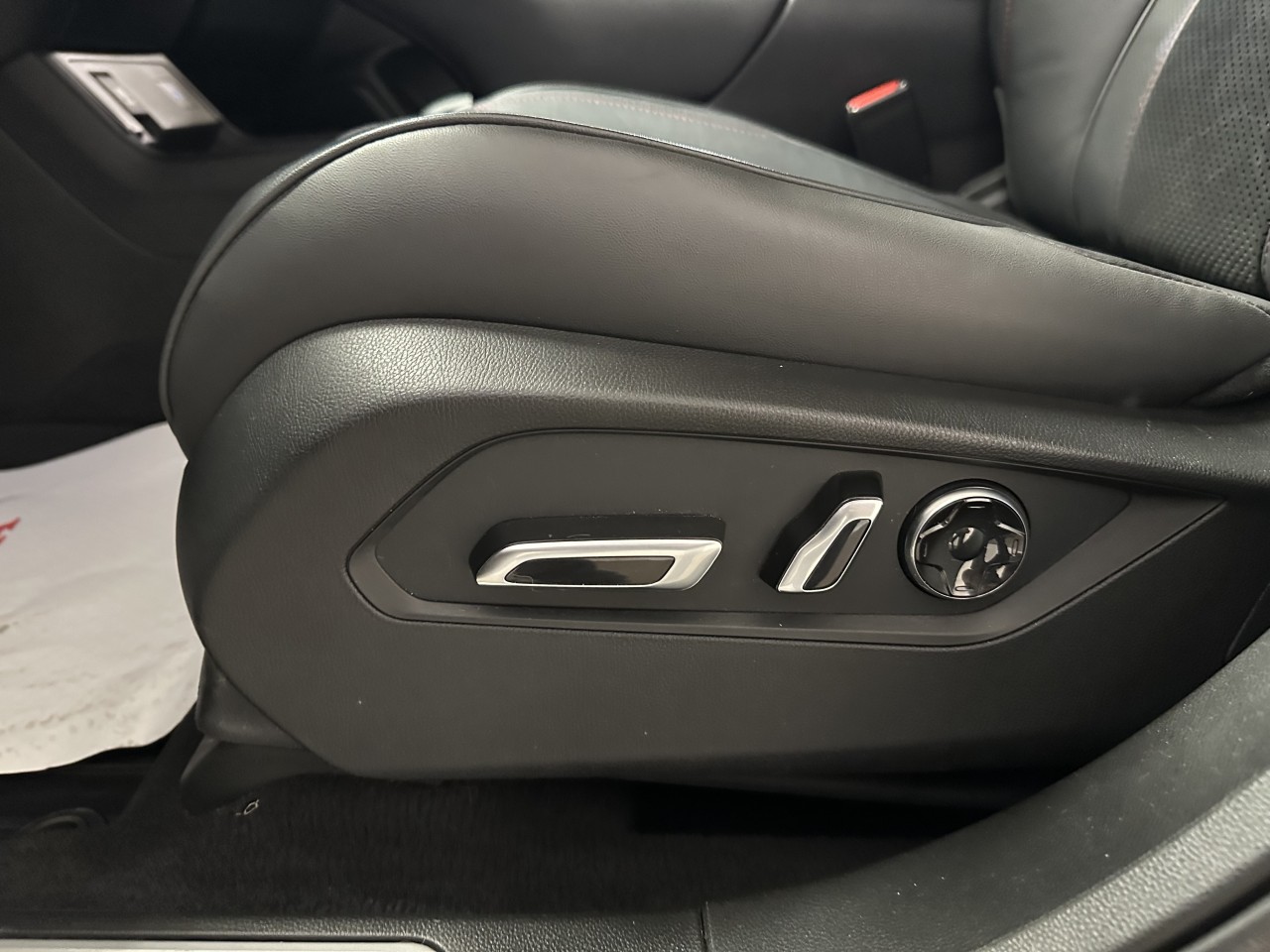 2022 Acura RDX - Image 15