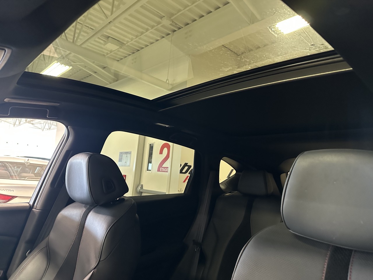 2022 Acura RDX - Image 16