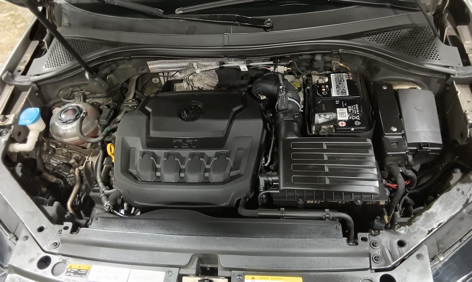 2020 Volkswagen Tiguan - Image 8