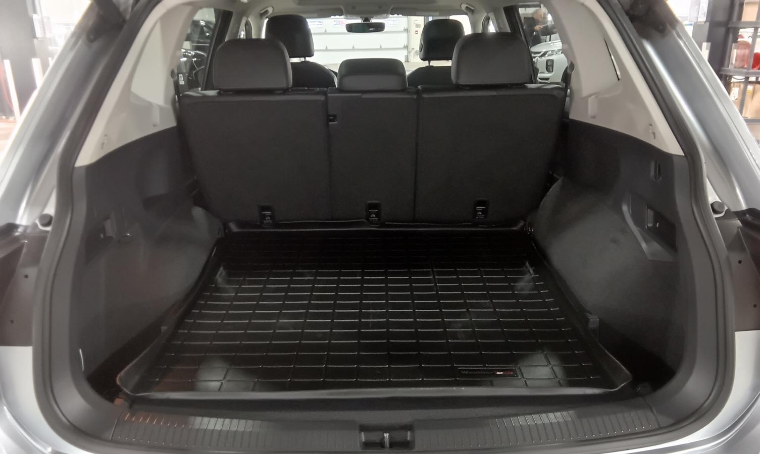 2020 Volkswagen Tiguan - Image 9