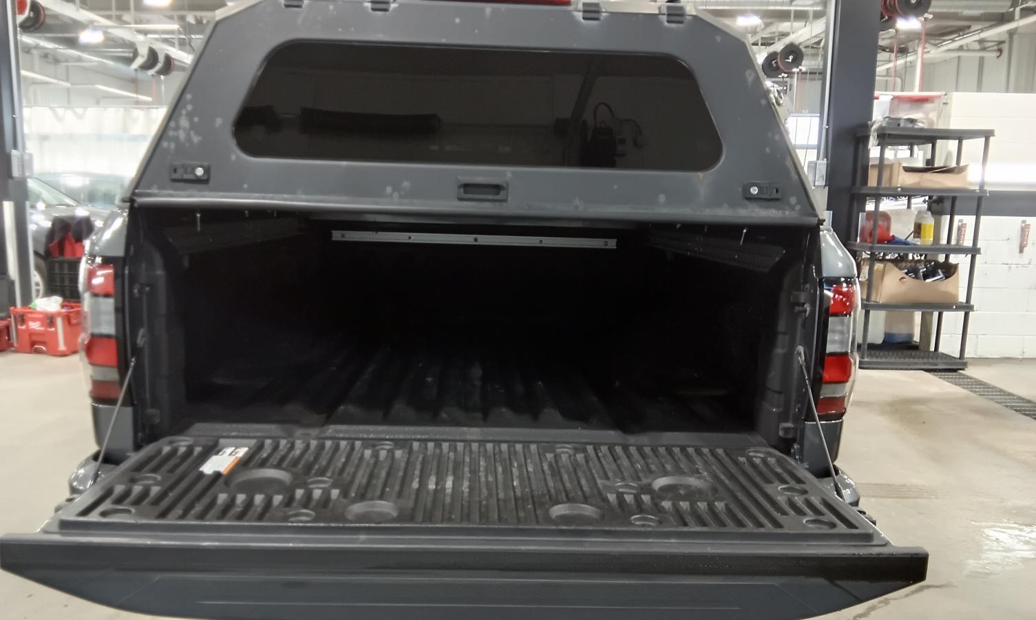 2023 Nissan Frontier - Image 8
