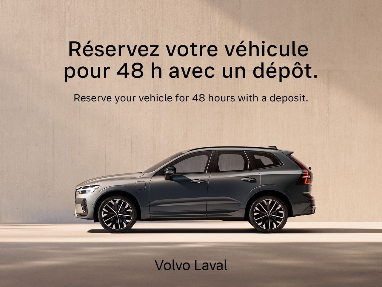 2023 Volvo XC40 - Image 3
