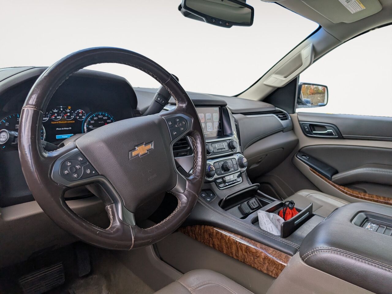 2018 Chevrolet Suburban - Image 10