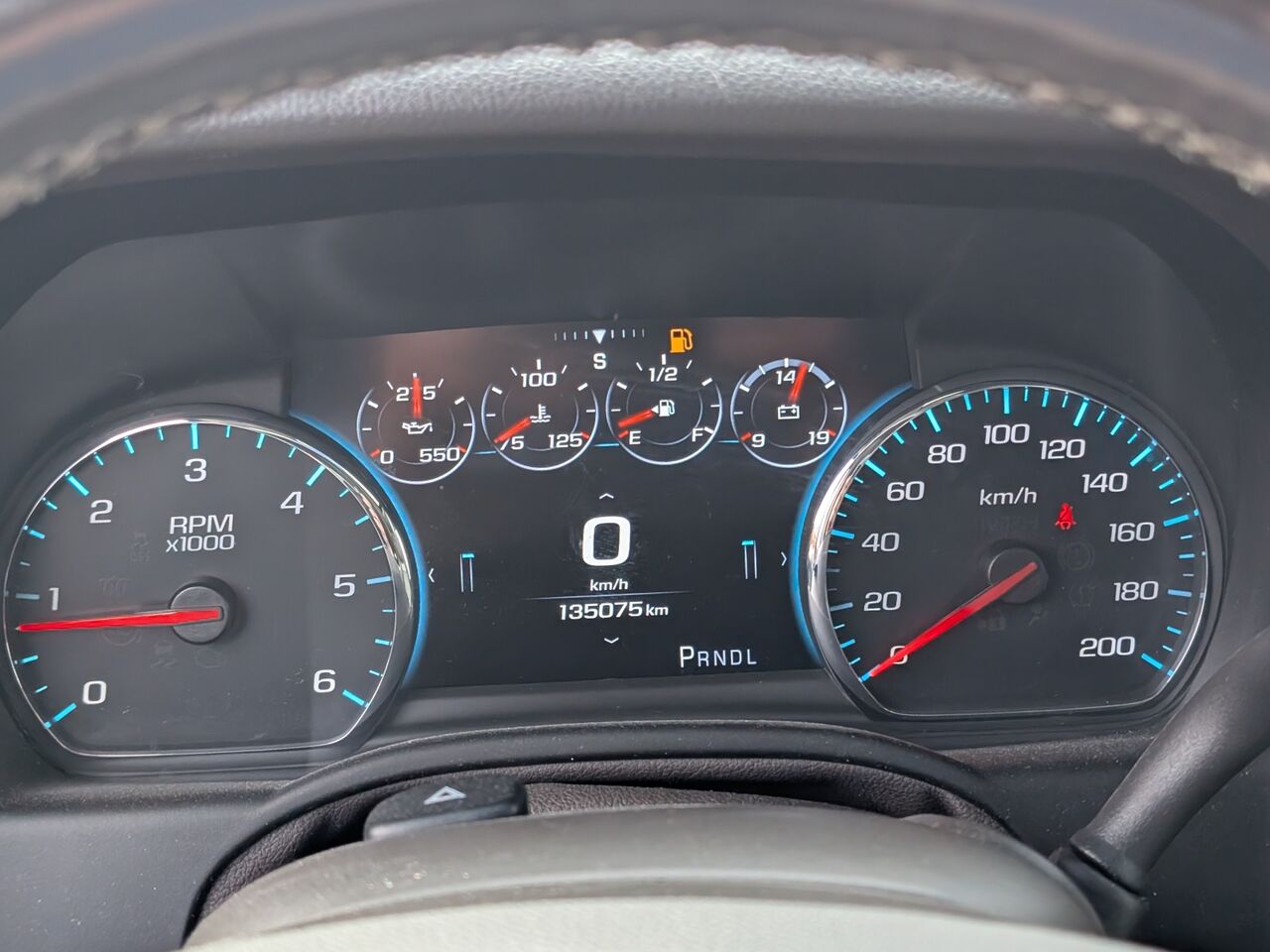 2018 Chevrolet Suburban - Image 16
