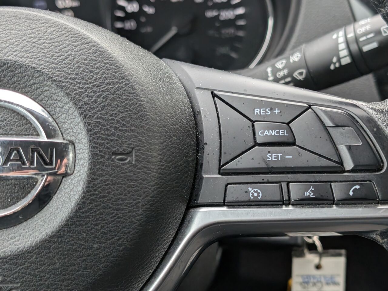 2020 Nissan Rogue - Image 15