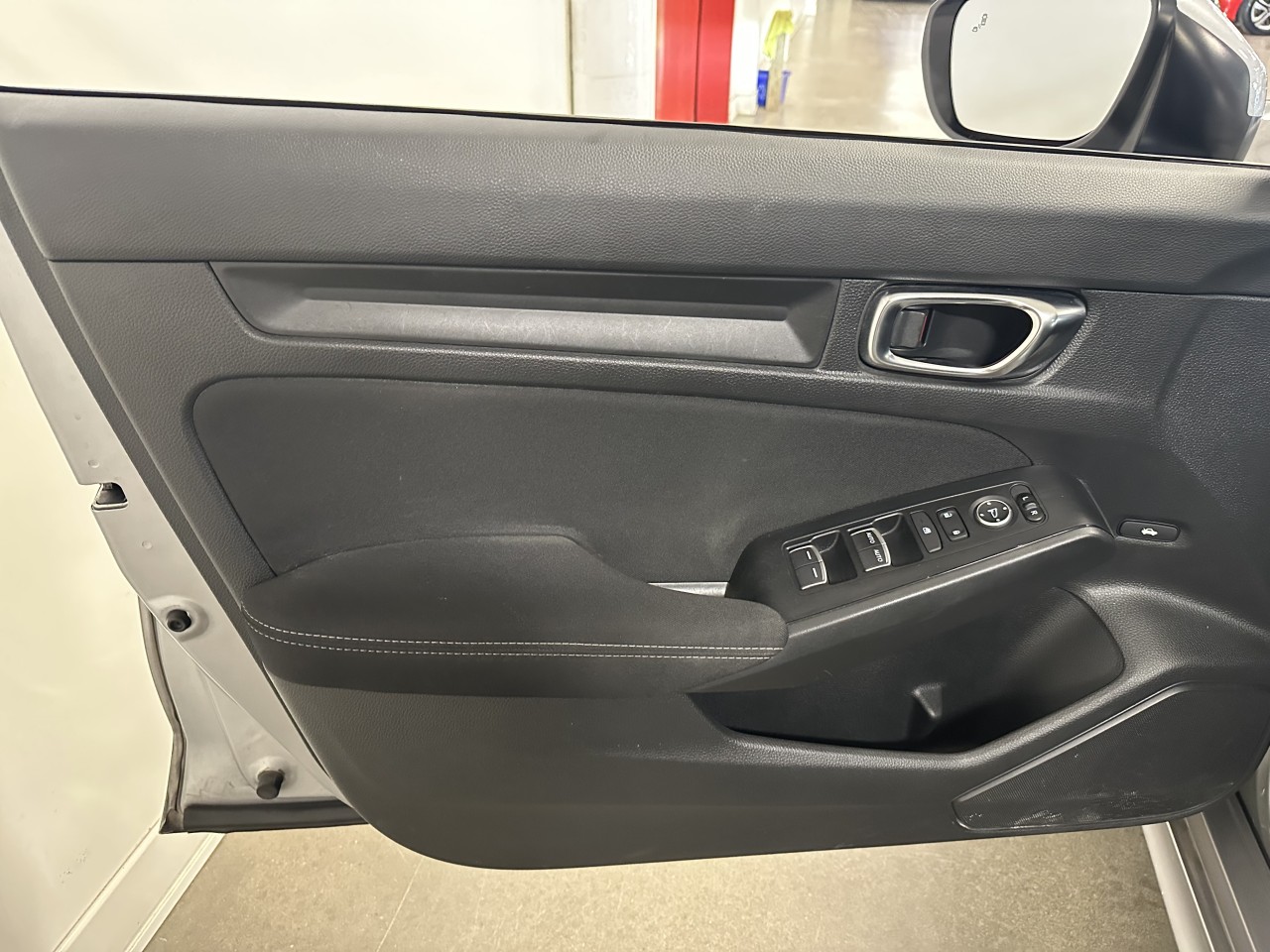 2022 Honda Civic - Image 13