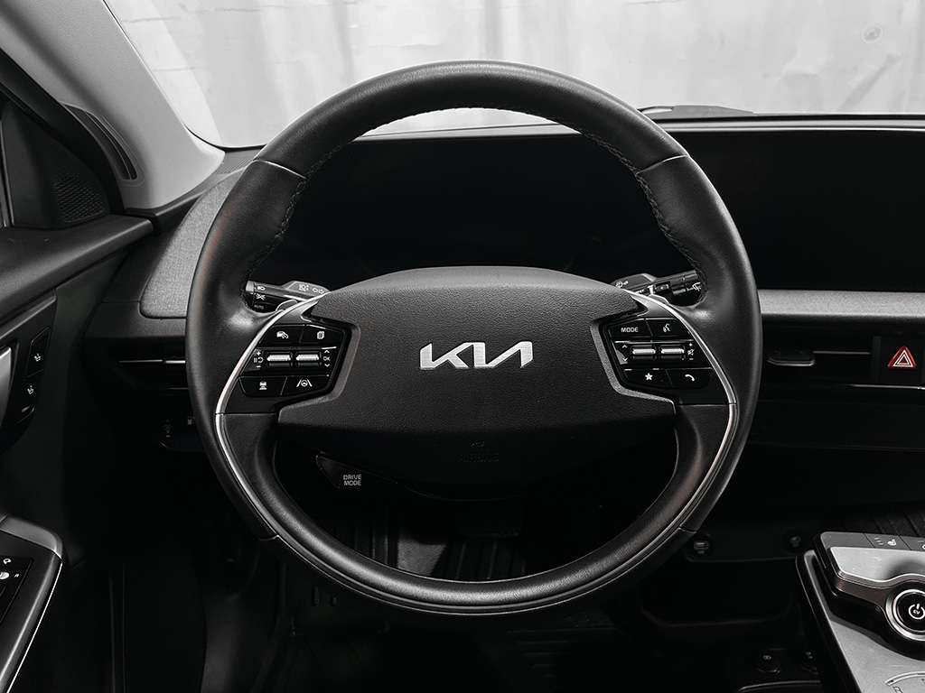 2024 Kia EV6 - Image 10