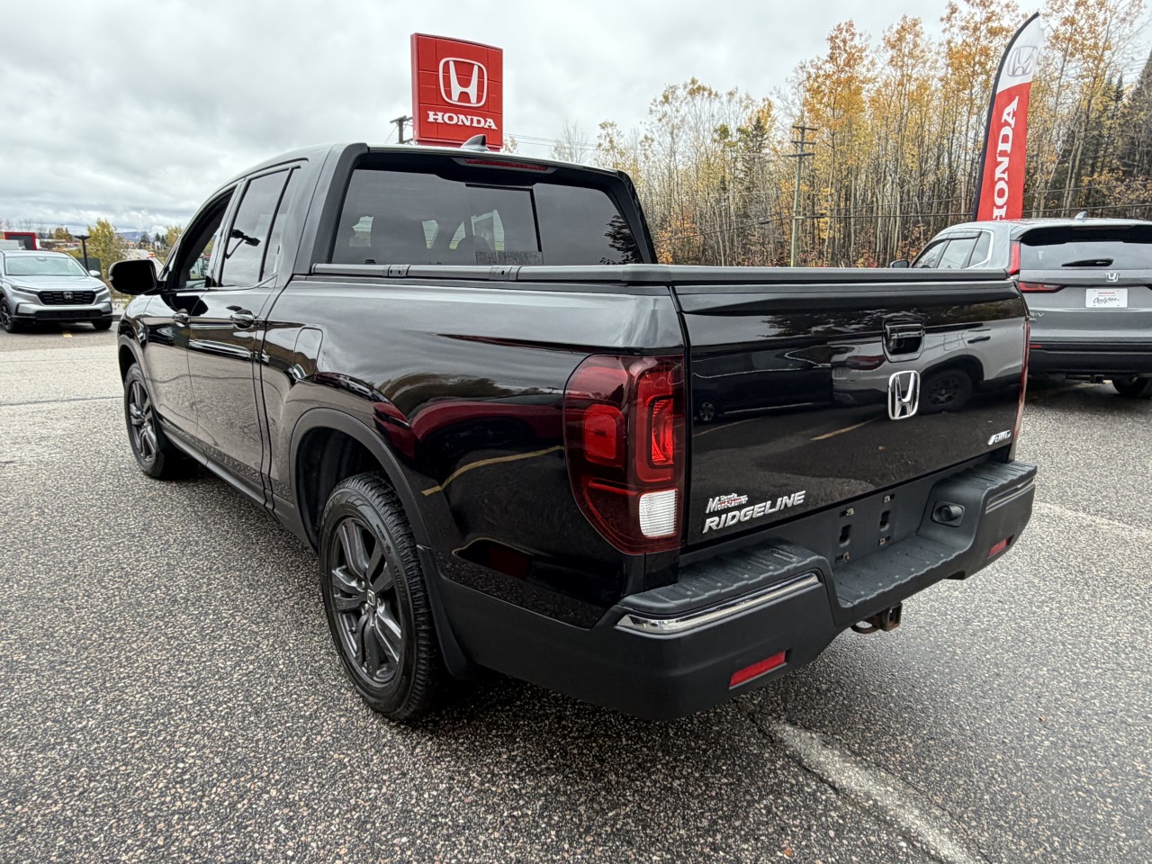 2019 Honda Ridgeline - Image 6