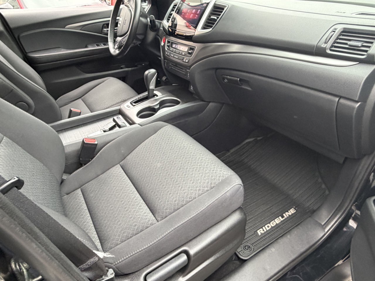 2019 Honda Ridgeline - Image 9