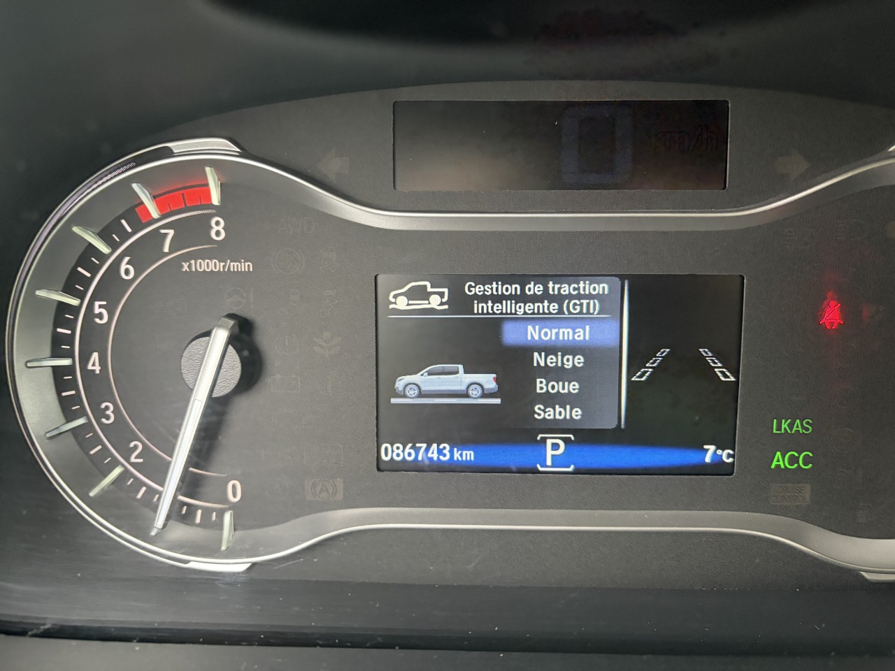 2019 Honda Ridgeline - Image 26