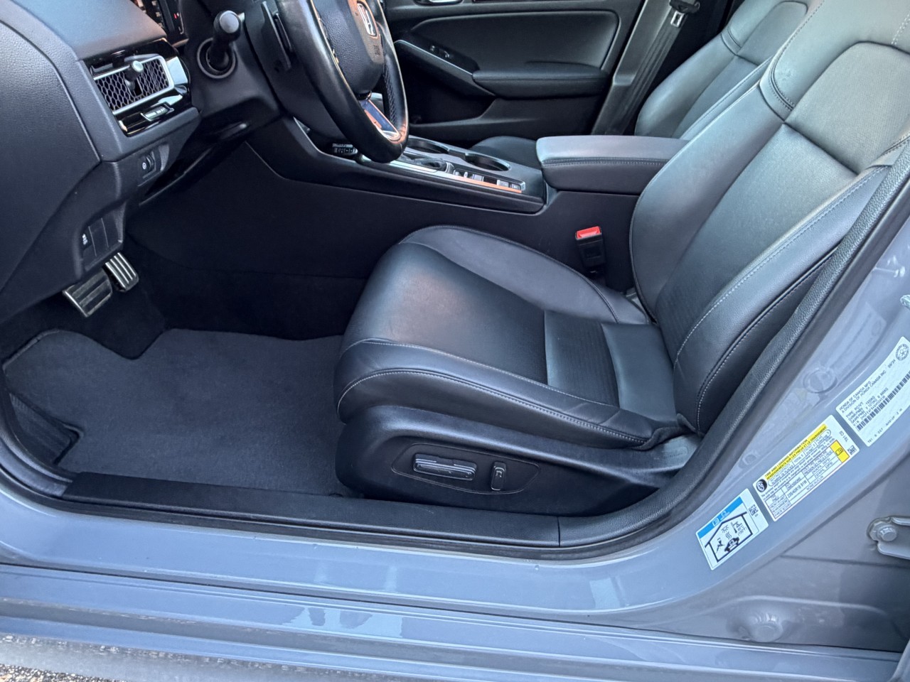 2025 Honda Civic - Image 11