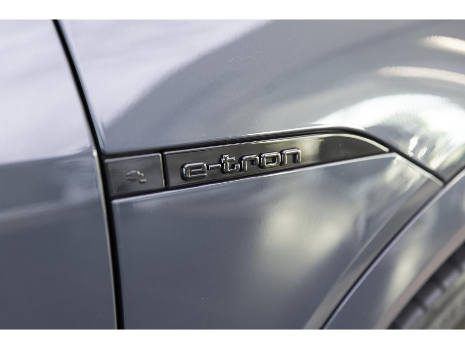 2024 Audi Q8 e-tron - Image 11