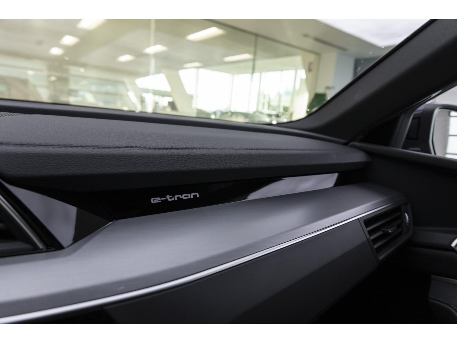 2024 Audi Q8 e-tron - Image 28