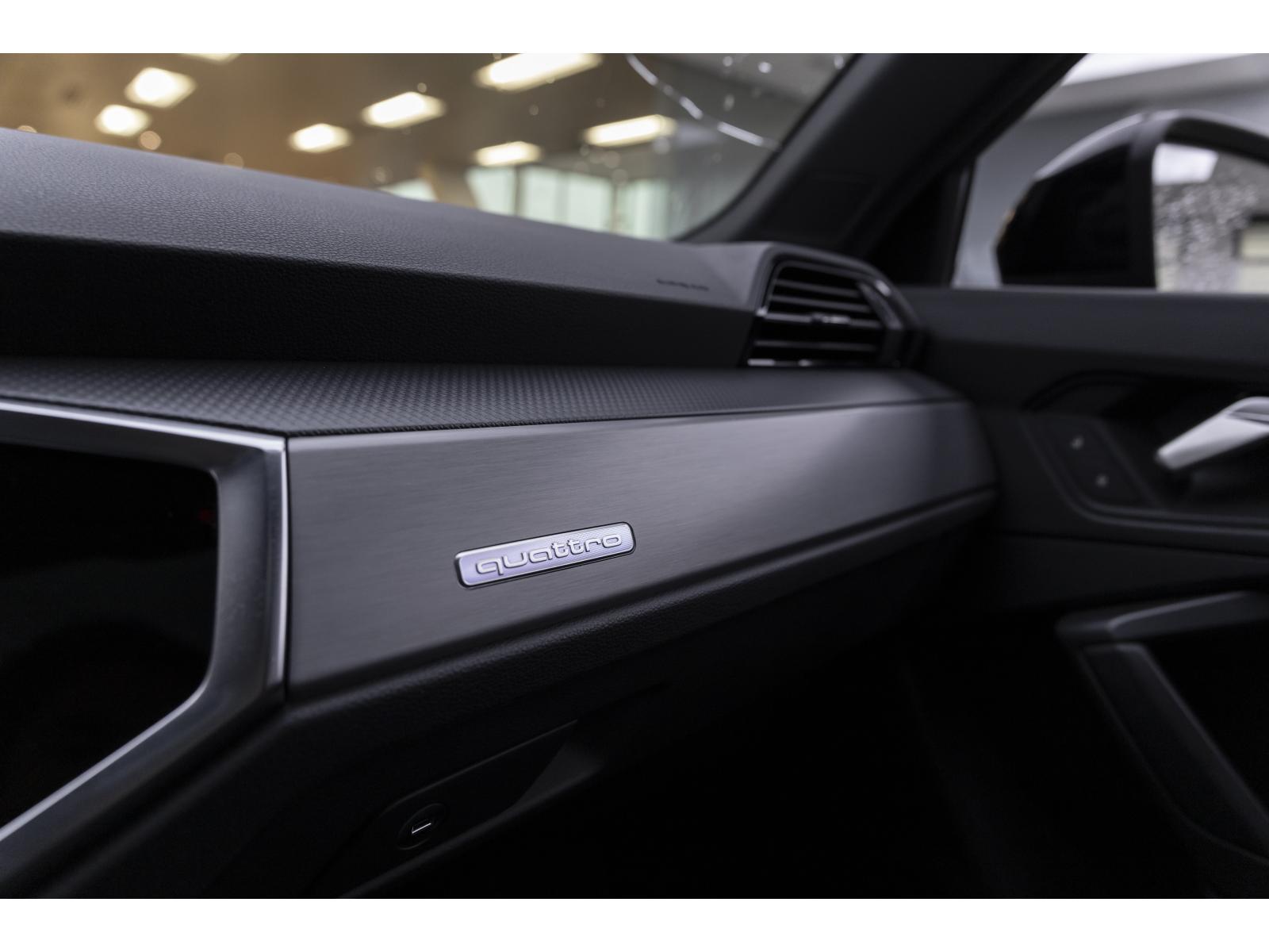 2023 Audi Q3 - Image 27