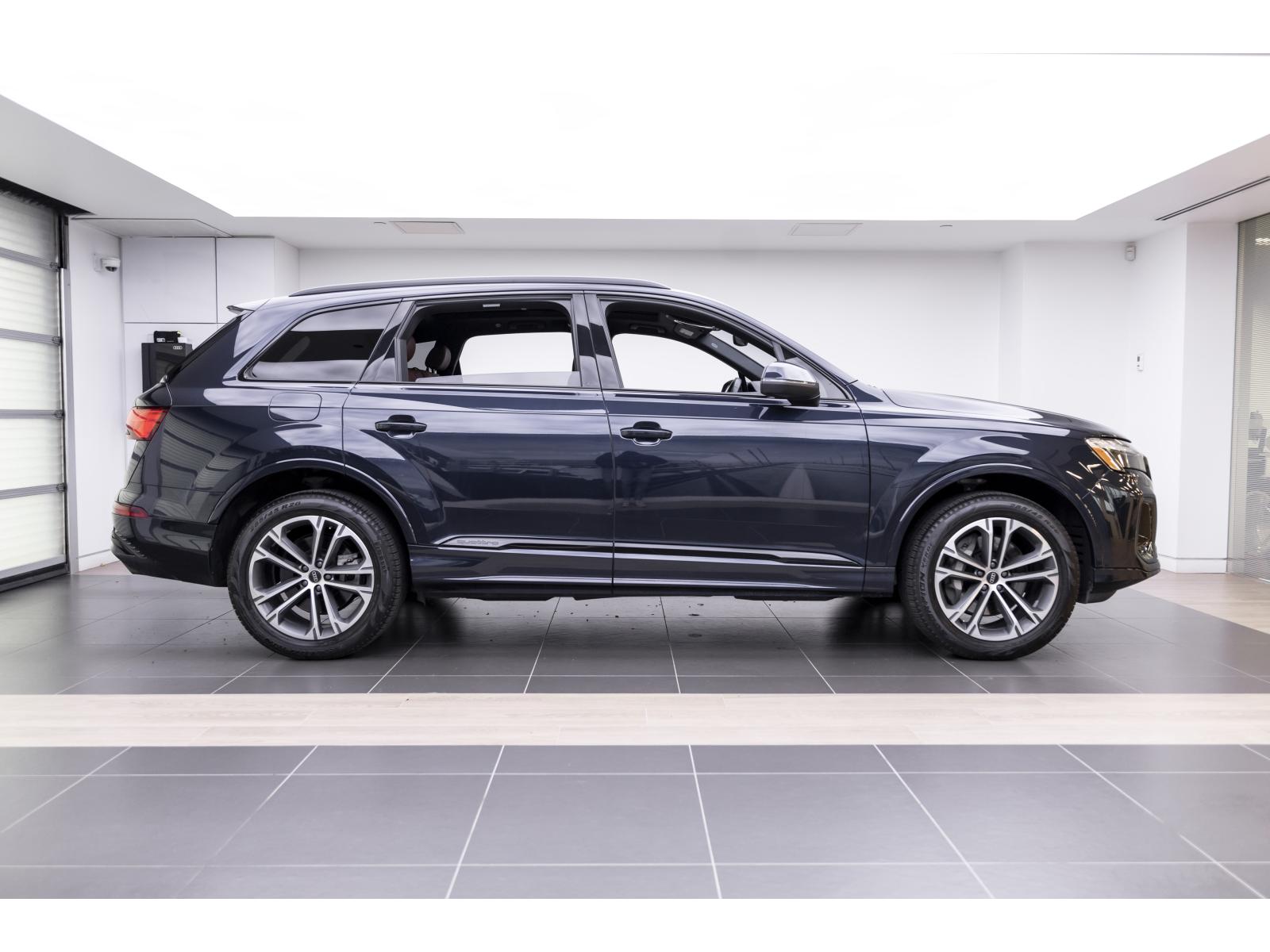 2025 Audi Q7 - Image 6