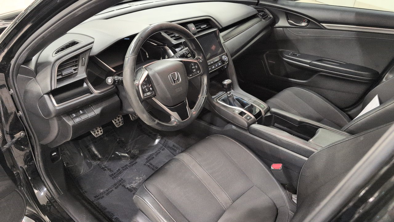 2021 Honda Civic Hatchback - Image 12