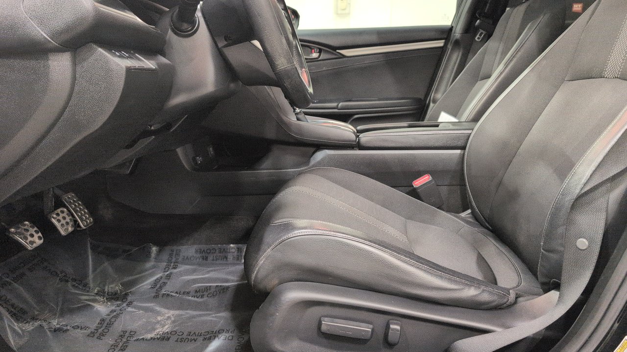 2021 Honda Civic Hatchback - Image 15