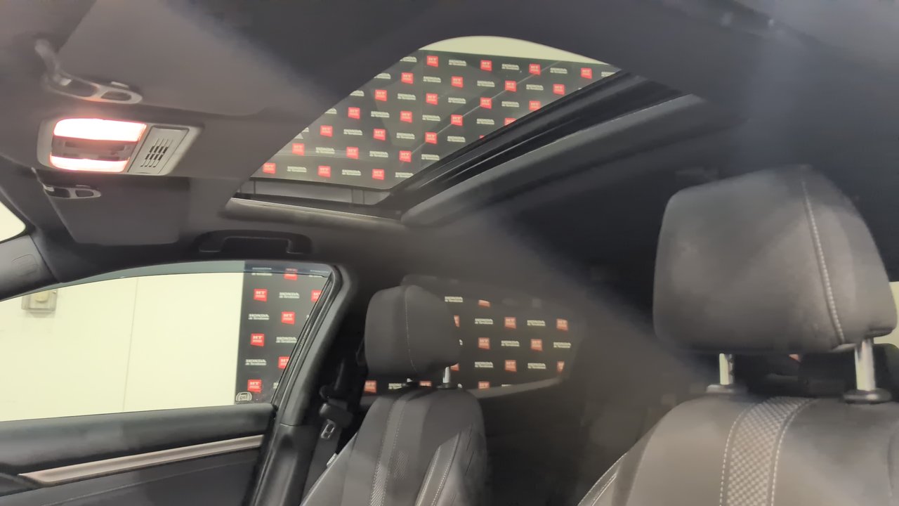 2021 Honda Civic Hatchback - Image 16