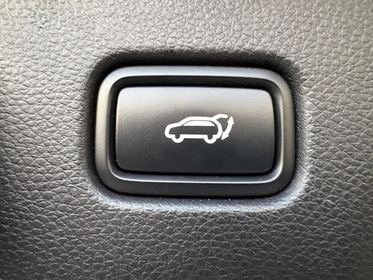 2024 Kia Seltos - Image 25