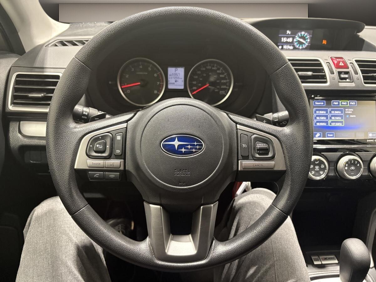 2017 Subaru Forester - Image 12