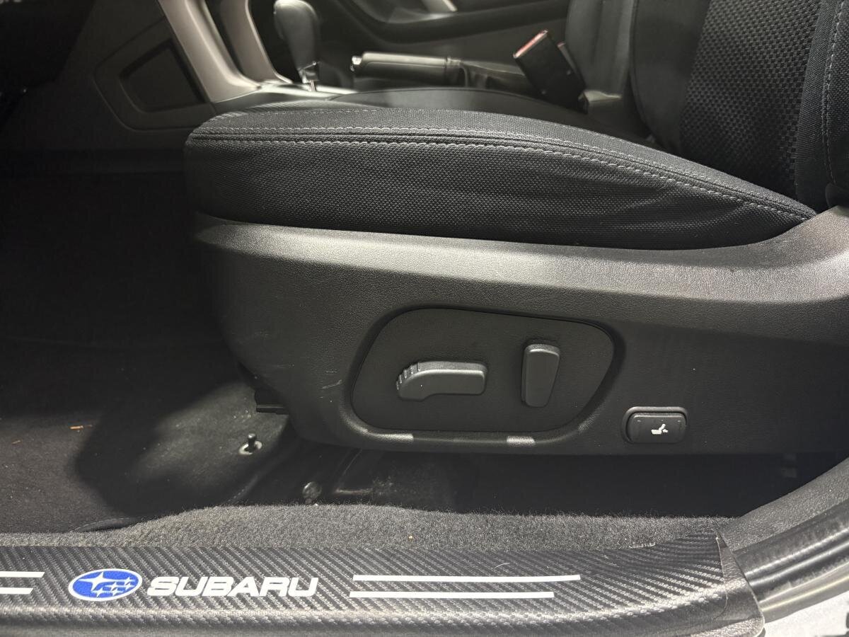2017 Subaru Forester - Image 19
