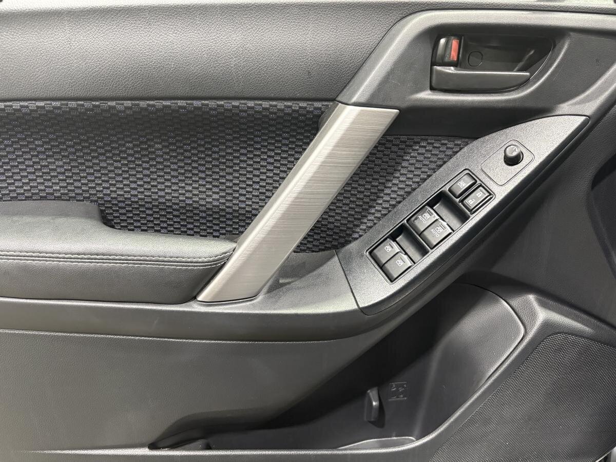 2017 Subaru Forester - Image 20