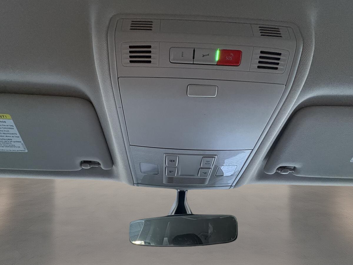 2023 Volkswagen Taos - Image 22
