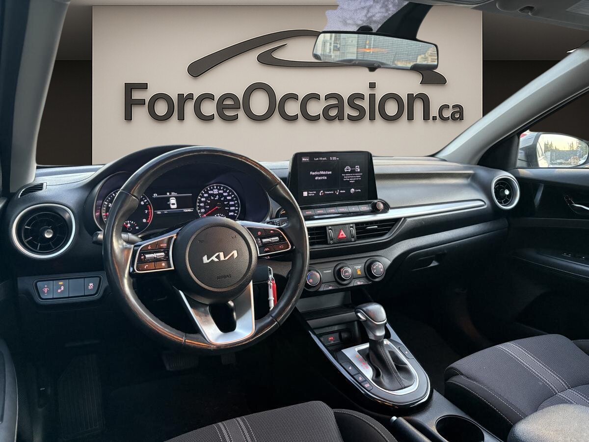 2023 Kia Forte - Image 4