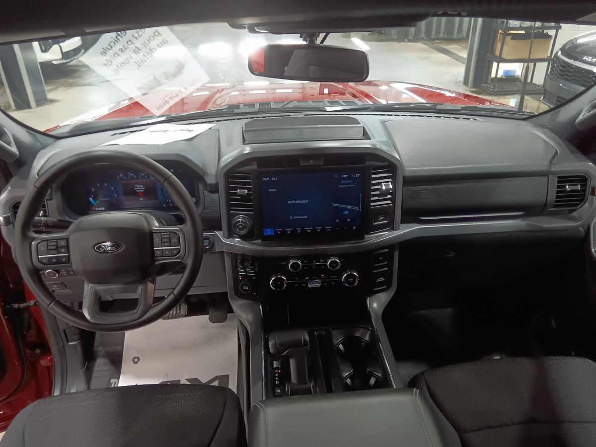 2025 Ford F-150 - Image 21