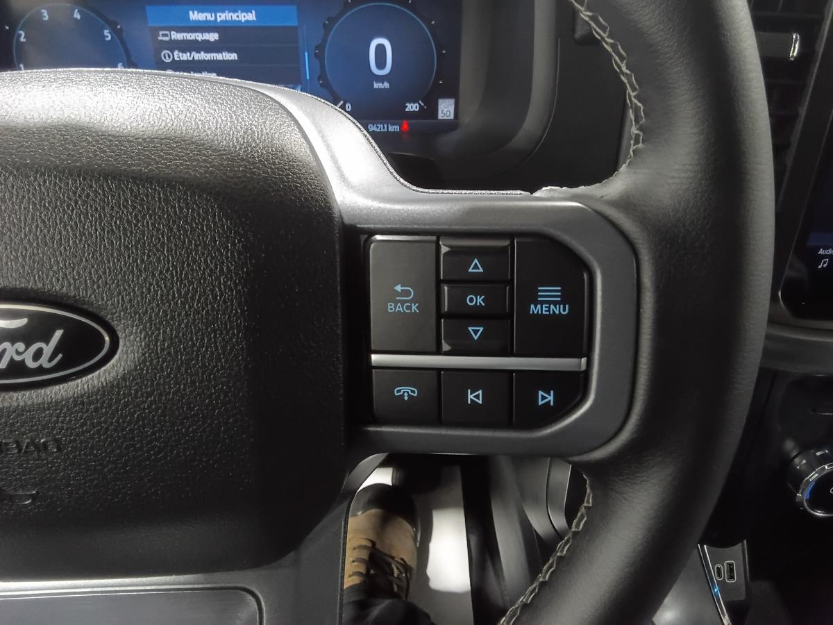 2025 Ford F-150 - Image 30