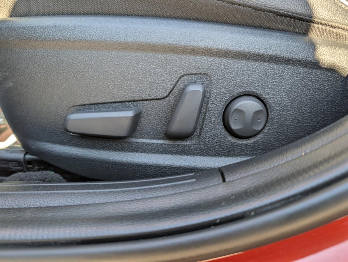2023 Kia Forte - Image 25