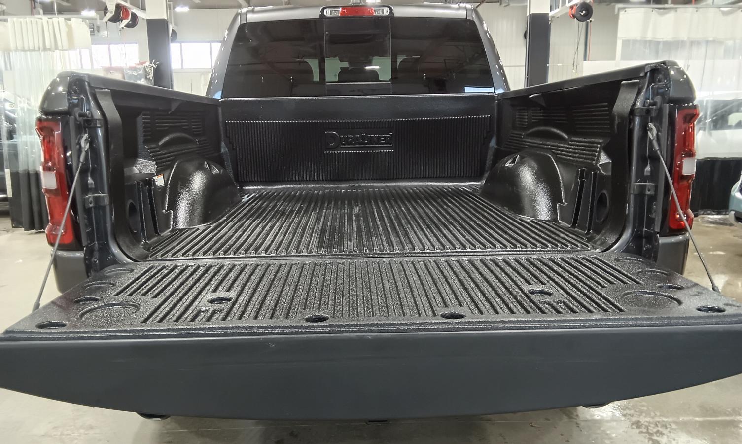 2026 RAM 1500 - Image 8