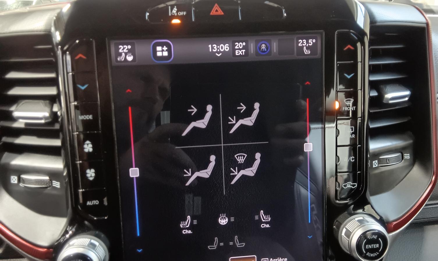 2026 RAM 1500 - Image 32